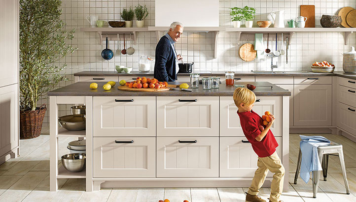 Shaker kitchen with kitchen island