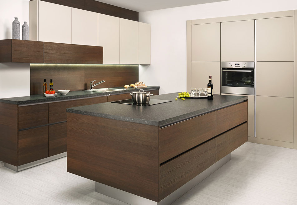 Cream Wood Handleless Kitchen