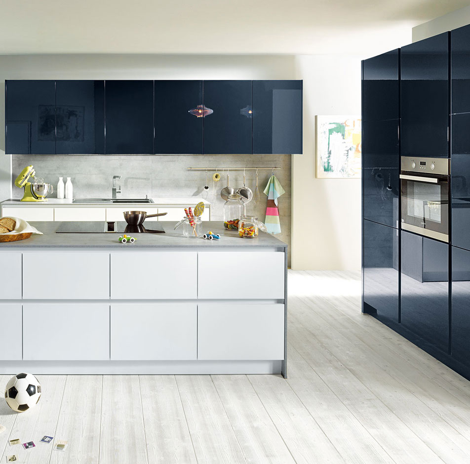 Dark Blue Handleless Kitchen