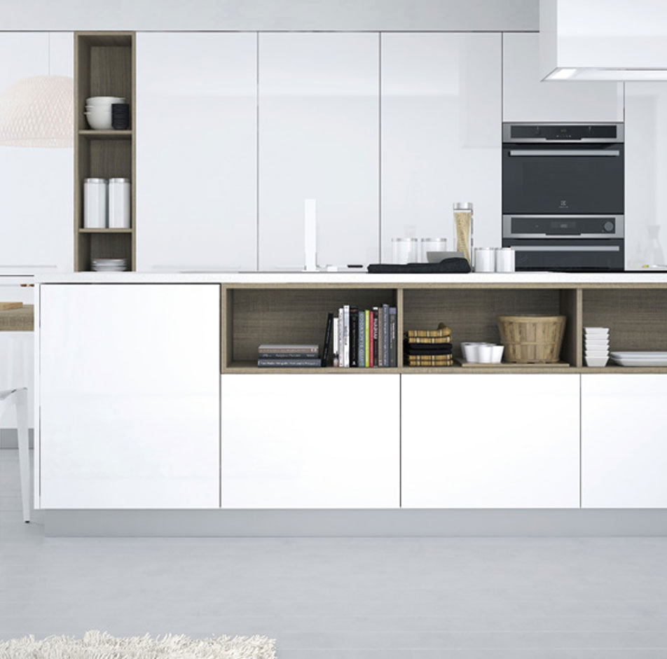 Hanak White Handleless Kitchen