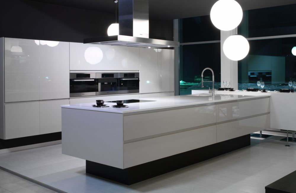 modern white gloss kitchen